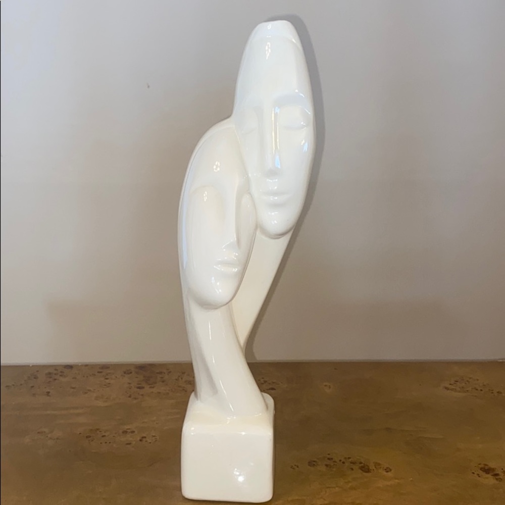 Two Faces Intertwining Glass Figurines
